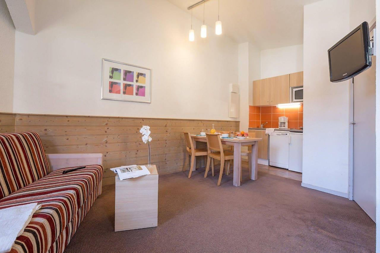 Residence Pierre & Vacances Le Britania La Tania Εξωτερικό φωτογραφία