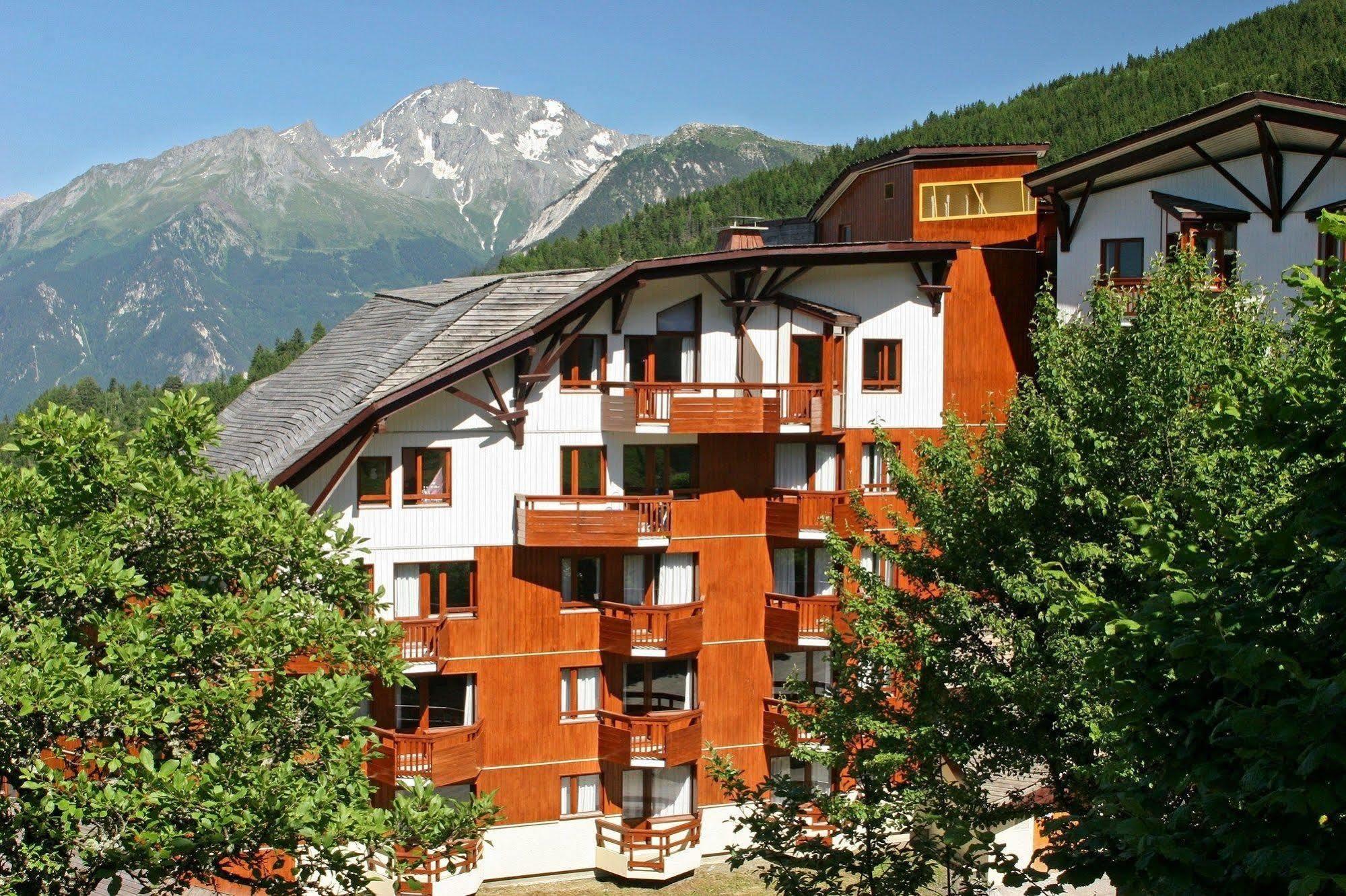 Residence Pierre & Vacances Le Britania La Tania Εξωτερικό φωτογραφία