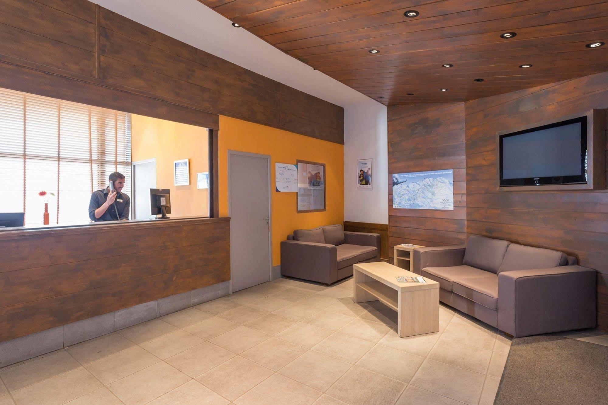 Residence Pierre & Vacances Le Britania La Tania Εξωτερικό φωτογραφία